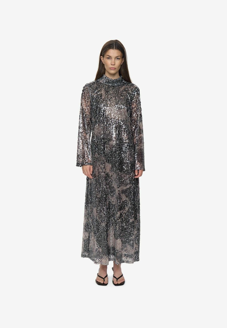 Платье Minimum SAMANTHA , Black
Платье Minimum SAMANTHA , Black