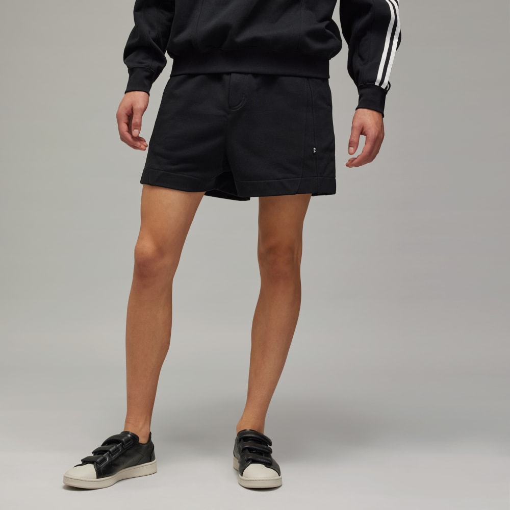 Шорты Adidas Y-3 M French Terry Cutline Shorts, черный
Шорты Adidas Y-3 M French Terry Cutline Shorts, черный