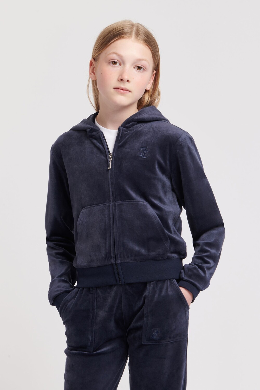 Толстовка с капюшоном на молнии для девочек из велюра в тон Juicy Couture, синий 
Толстовка с капюшоном на молнии для девочек из велюра в тон Juicy Couture, синий