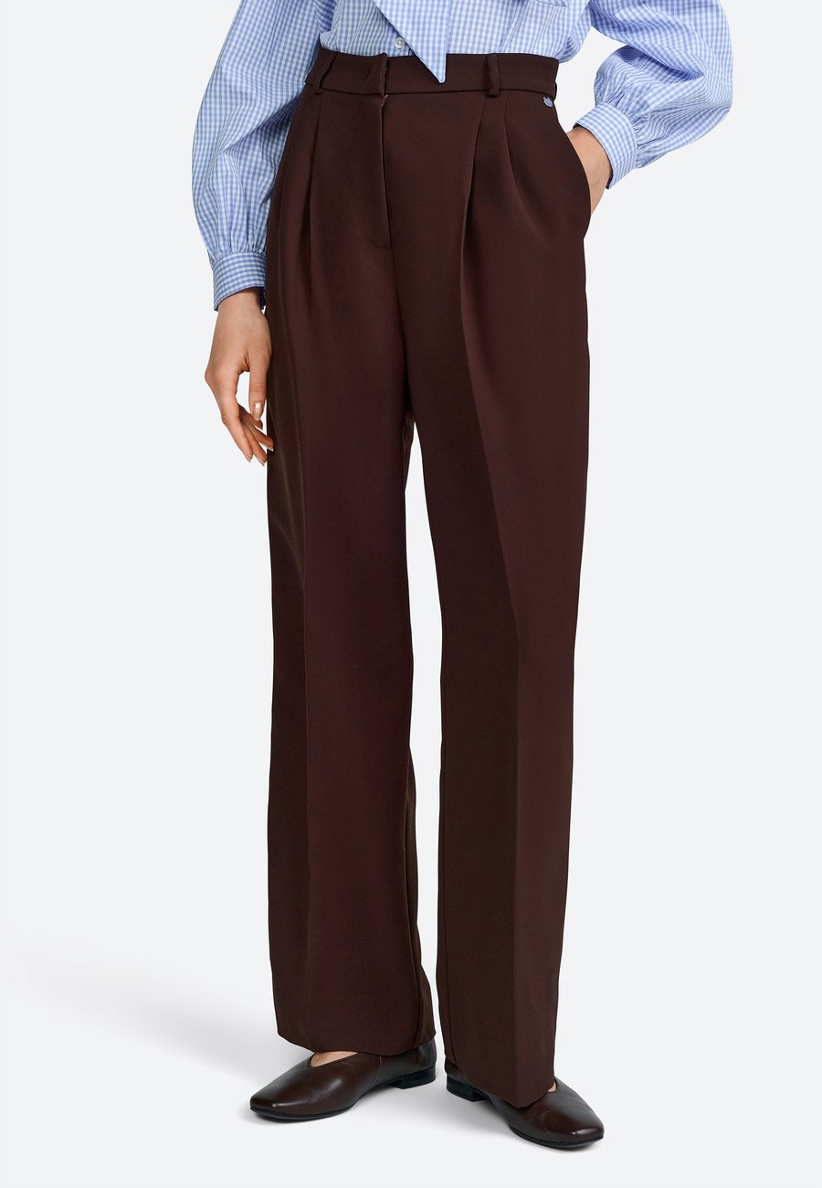 Брюки Rich & Royal Trousers, Dark Chocolate/Brown
Брюки Rich & Royal Trousers, Dark Chocolate/Brown