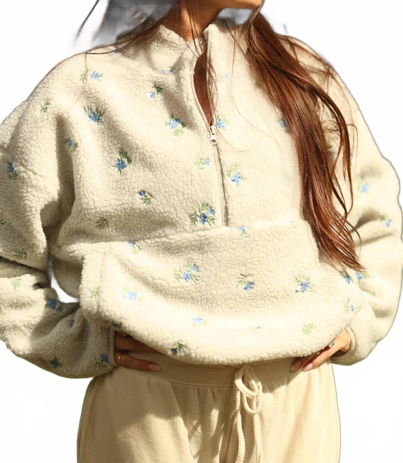 Свитер Elle Pullover в цвете «лепестки барвинка» The Happy Camp3r, periwinkle petals
Свитер Elle Pullover в цвете «лепестки барвинка» The Happy Camp3r, periwinkle petals