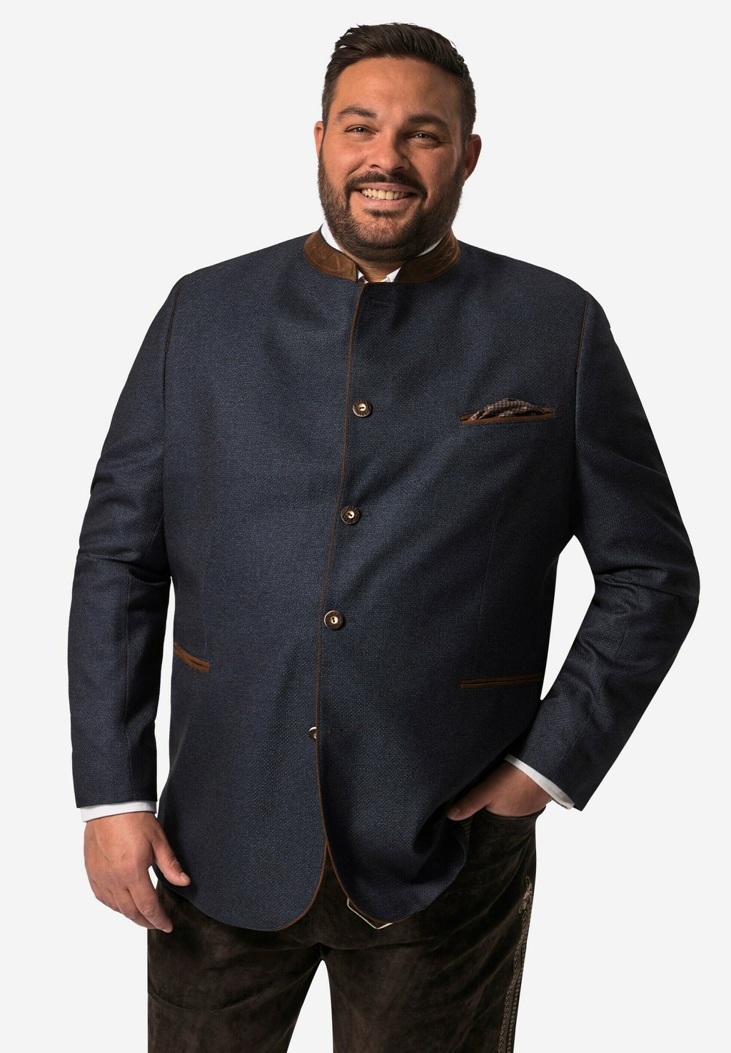 Пиджак JANKER OPTIK STEHKRAGEN Men Plus, темно-синий
Пиджак JANKER OPTIK STEHKRAGEN Men Plus, темно-синий