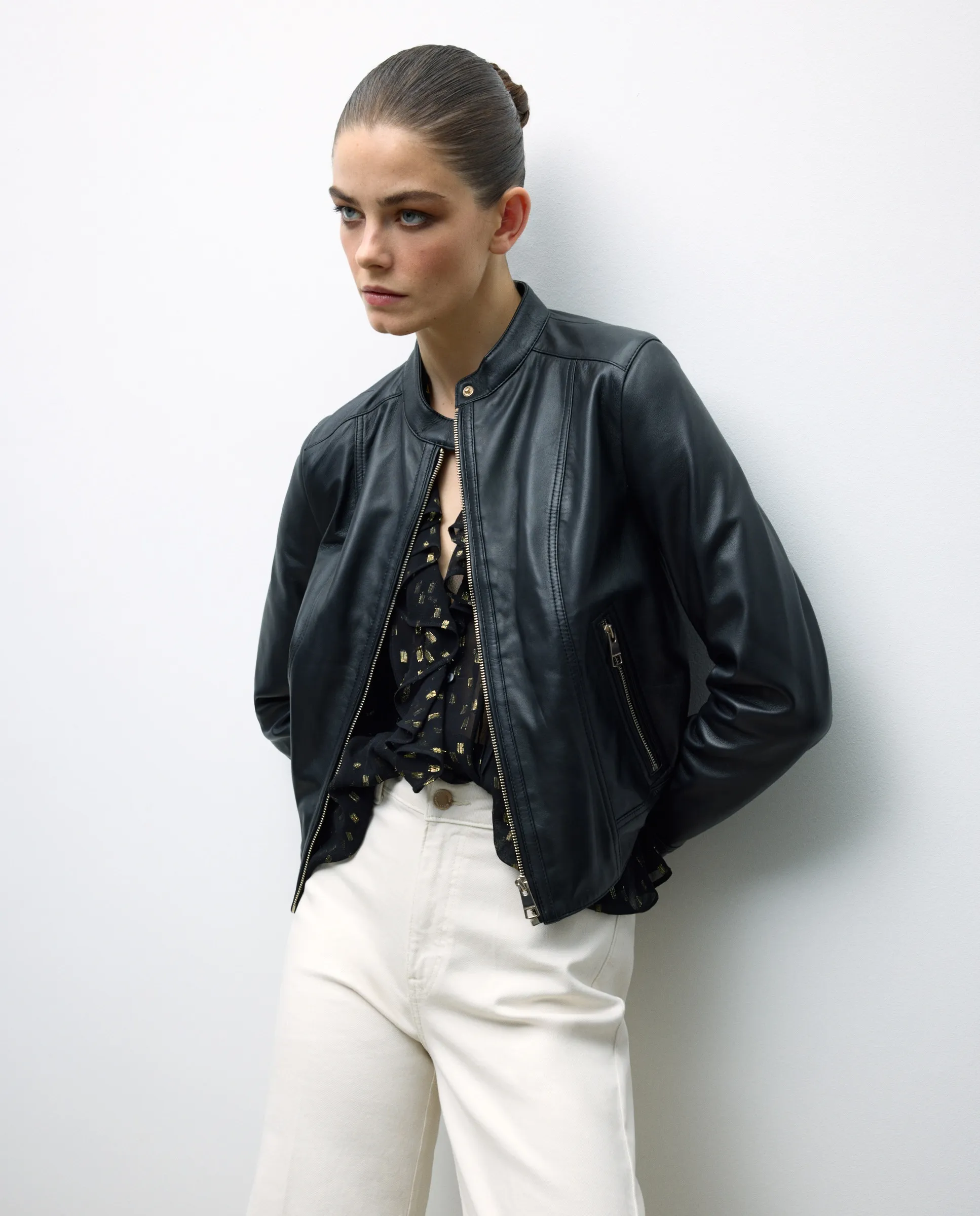 Женская кожаная байкерская куртка Tintoretto, черный
Женская кожаная байкерская куртка Tintoretto, черный