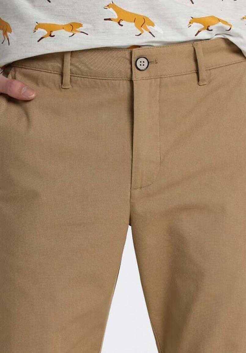 Чиносы BOXER MEDIUM BENDORFF, коричневый
Чиносы BOXER MEDIUM BENDORFF, коричневый