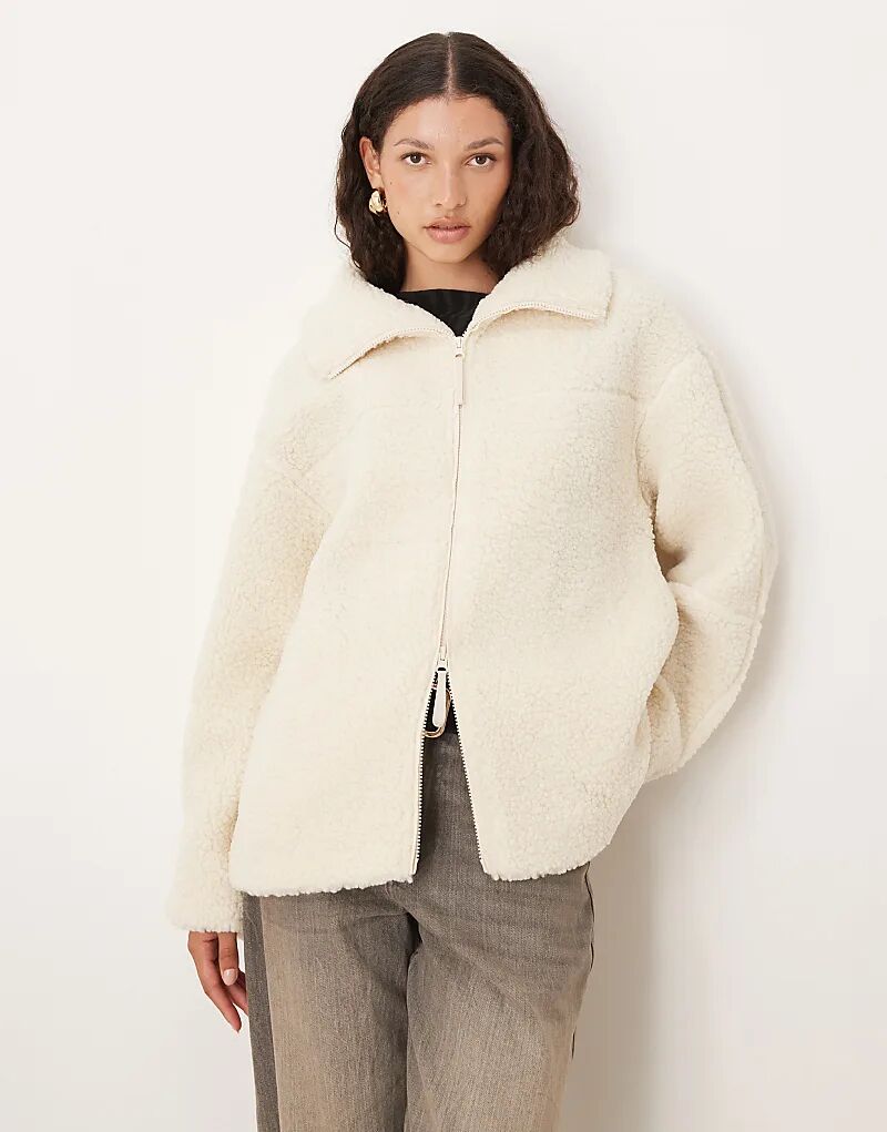 Куртка-рубашка Gina Tricot с застежкой-молнией кремового цвета
Куртка-рубашка Gina Tricot с застежкой-молнией кремового цвета