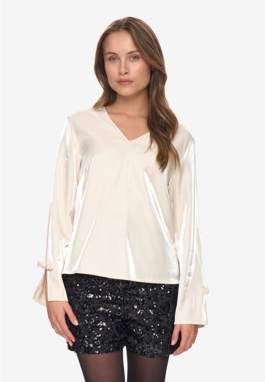 Блуза Moves MIMORA, White Asparagus/White
Блуза Moves MIMORA, White Asparagus/White