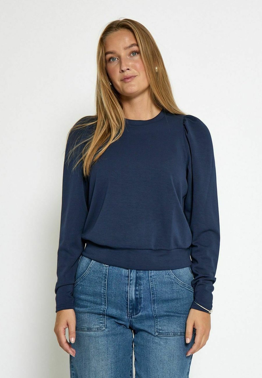 Топ PEPPERCORN Long sleeved top, Navy/Dark Blue
Топ PEPPERCORN Long sleeved top, Navy/Dark Blue