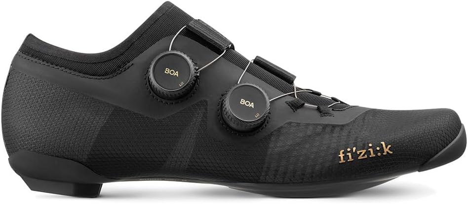 Велокроссовки Fizik Mens Fizik Vega Carbon, черный
Велокроссовки Fizik Mens Fizik Vega Carbon, черный