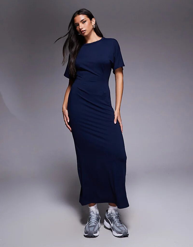 Платье миди ASOS DESIGN с передним швом, темно-синего цвета
Платье миди ASOS DESIGN с передним швом, темно-синего цвета