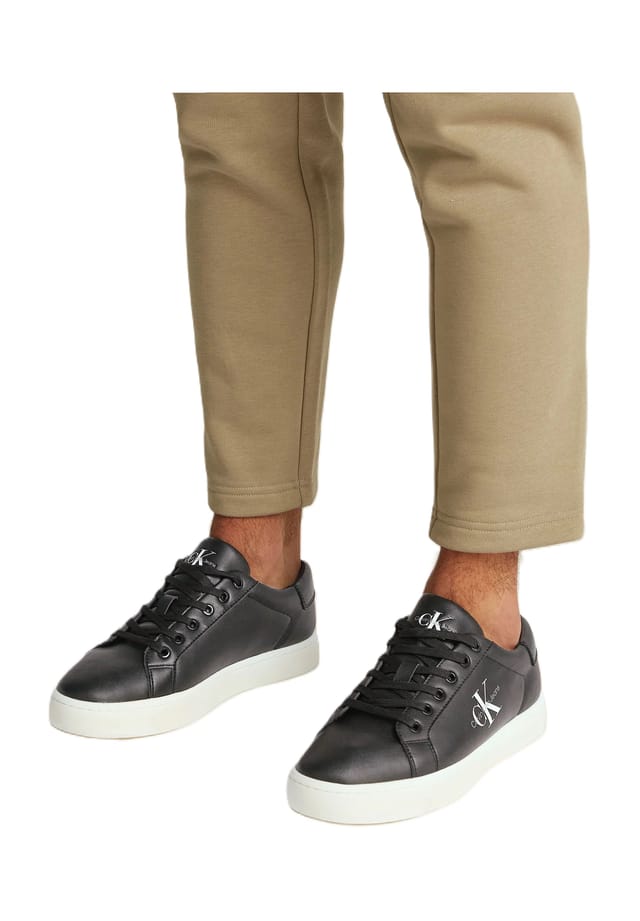 Кожаные кроссовки Calvin Klein, черный
Кожаные кроссовки Calvin Klein, черный