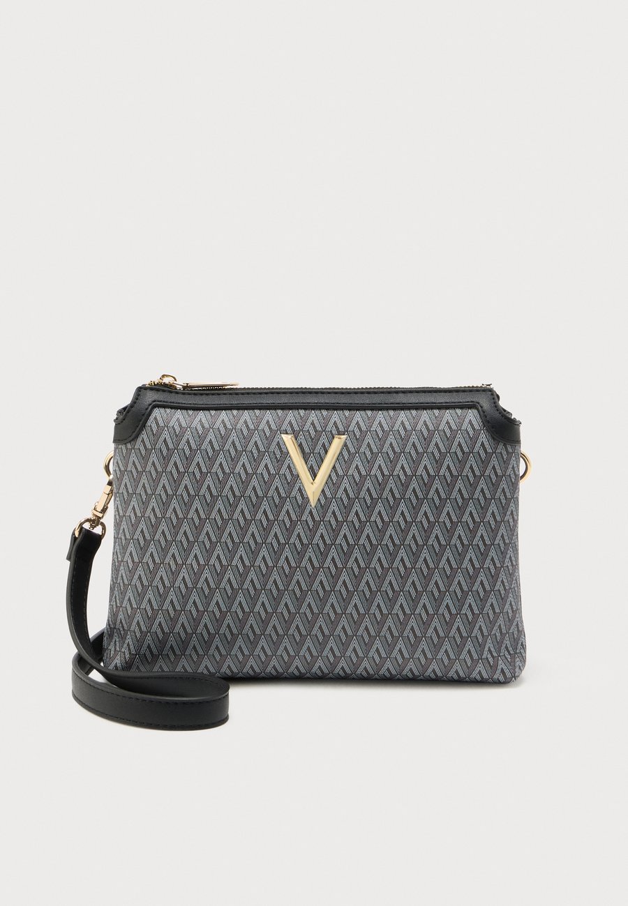 Сумка кросс-боди Valentino Bags QUEEN RE, Nero/Black
Сумка кросс-боди Valentino Bags QUEEN RE, Nero/Black