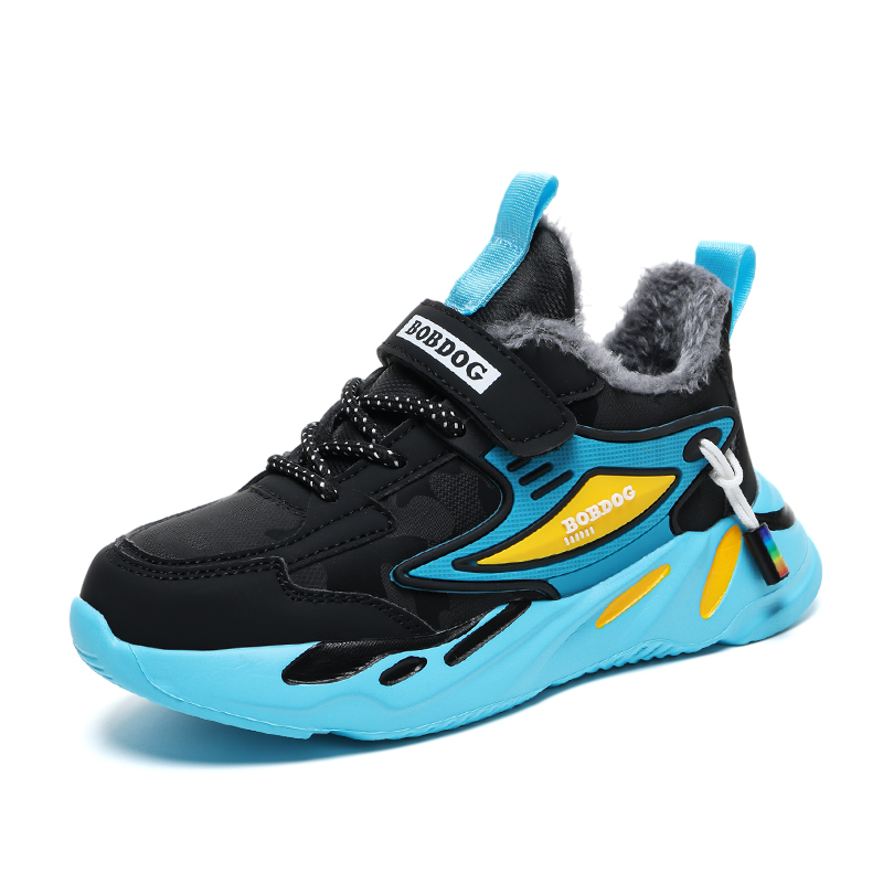 Кроссовки для бега детские, противоскользящие, износостойкие, водостойкие, теплые BOBDOG, черный/синий
Кроссовки для бега детские, противоскользящие, износостойкие, водостойкие, теплые BOBDOG, черный/синий