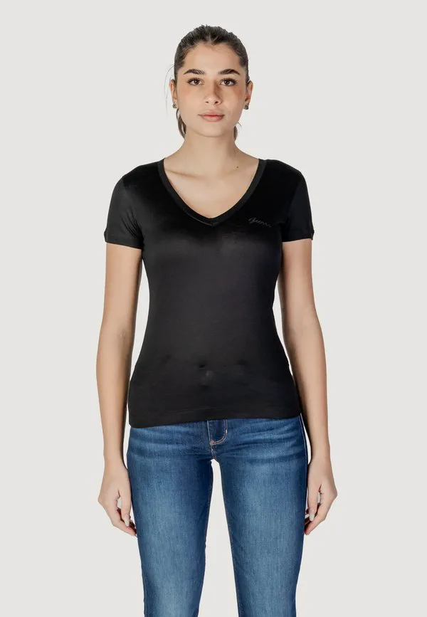 Простая футболка Guess, Black, Черный, Простая футболка Guess, Black
Простая футболка Guess, Black, Черный, Простая футболка Guess, Black