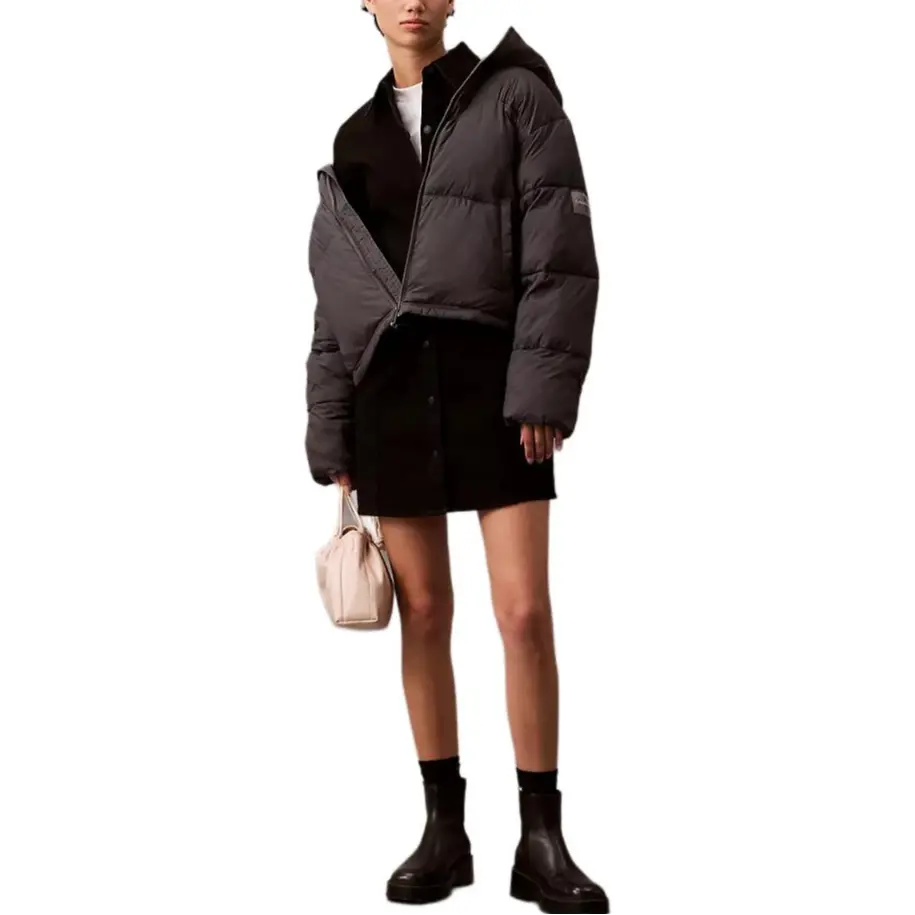 Calvin Klein Пуховик женский коричневый
Calvin Klein Пуховик женский коричневый