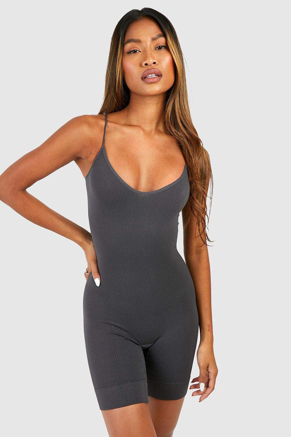 Короткий комбинезон базовый бесшовный в ребку с струнками Boohoo, угольный, Серый, Короткий комбинезон базовый бесшовный в ребку с струнками Boohoo, угольный
Короткий комбинезон базовый бесшовный в ребку с струнками Boohoo, угольный, Серый, Короткий комбинезон базовый бесшовный в ребку с струнками Boohoo, угольный