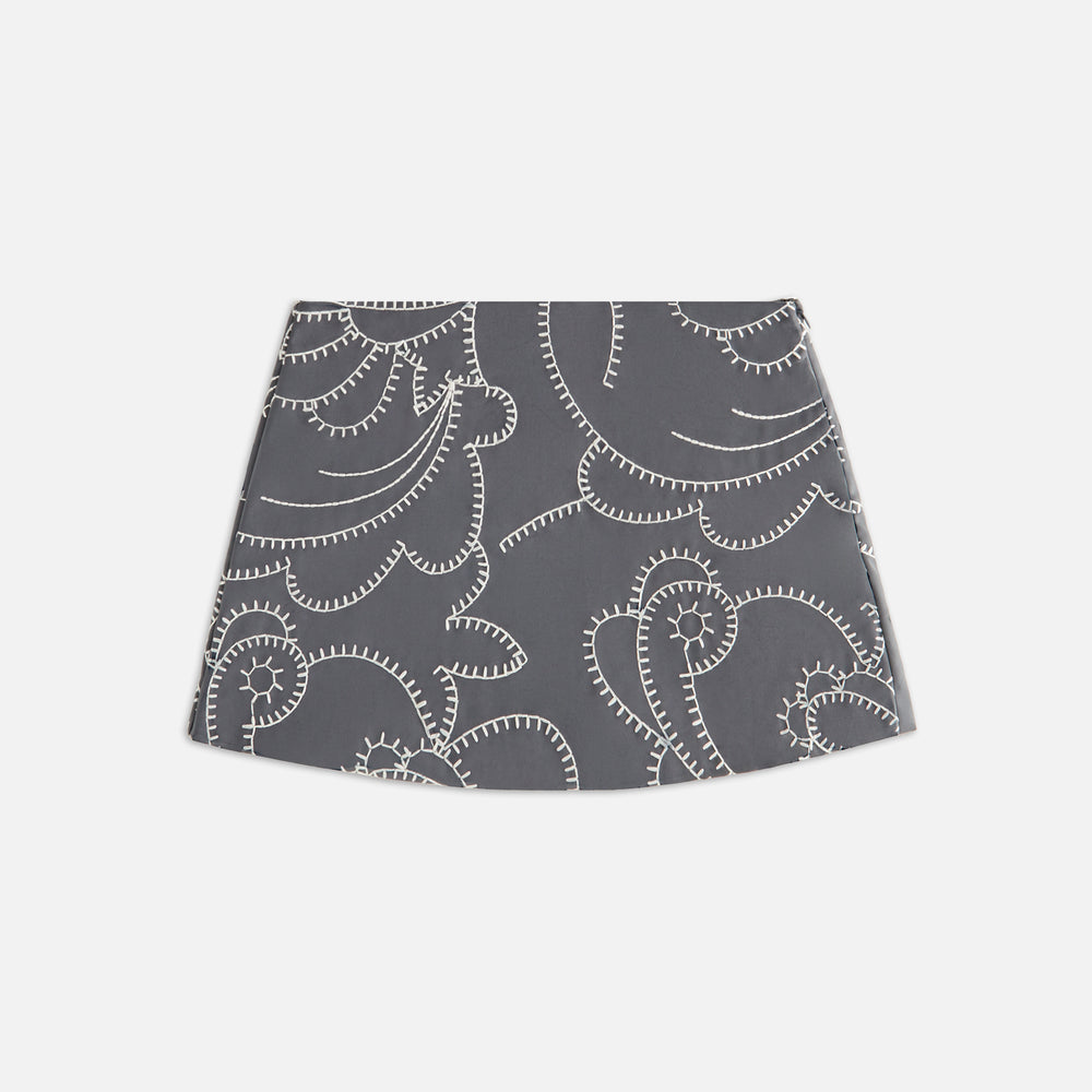 Юбка Kith Women Ashtyn Blanket Stitch Mini Skirt, цвет Asteroid
Юбка Kith Women Ashtyn Blanket Stitch Mini Skirt, цвет Asteroid