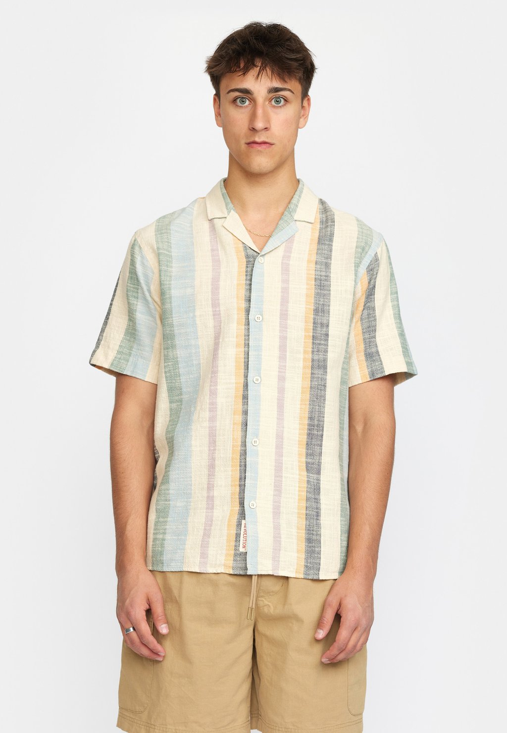 Рубашка REVOLUTION, темно-зеленый
Рубашка REVOLUTION, темно-зеленый