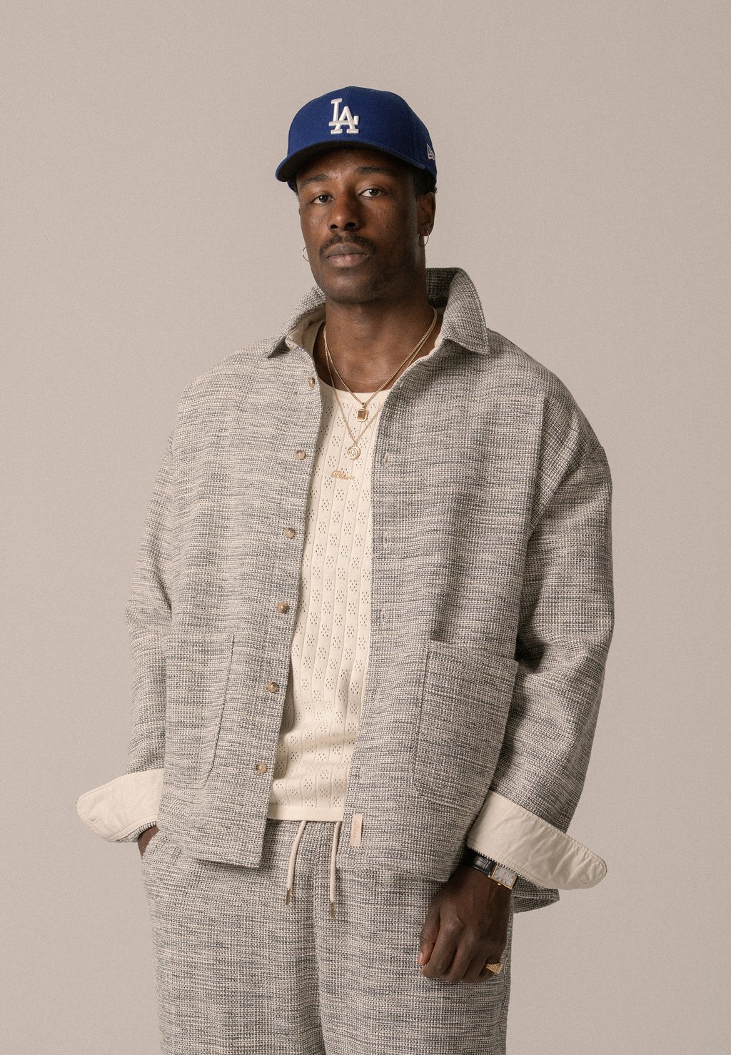 Рубашка OVER SHIRT UNISEX - Button-down blouse BLKVIS, кремовый
Рубашка OVER SHIRT UNISEX - Button-down blouse BLKVIS, кремовый