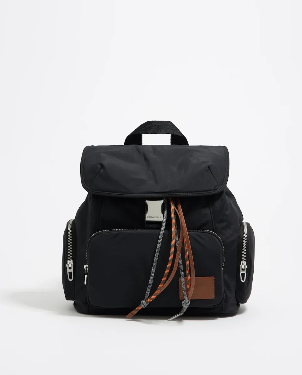 Средняя женская сумка с серебристой металлической отделкой Bimba Y Lola, черный
Средняя женская сумка с серебристой металлической отделкой Bimba Y Lola, черный