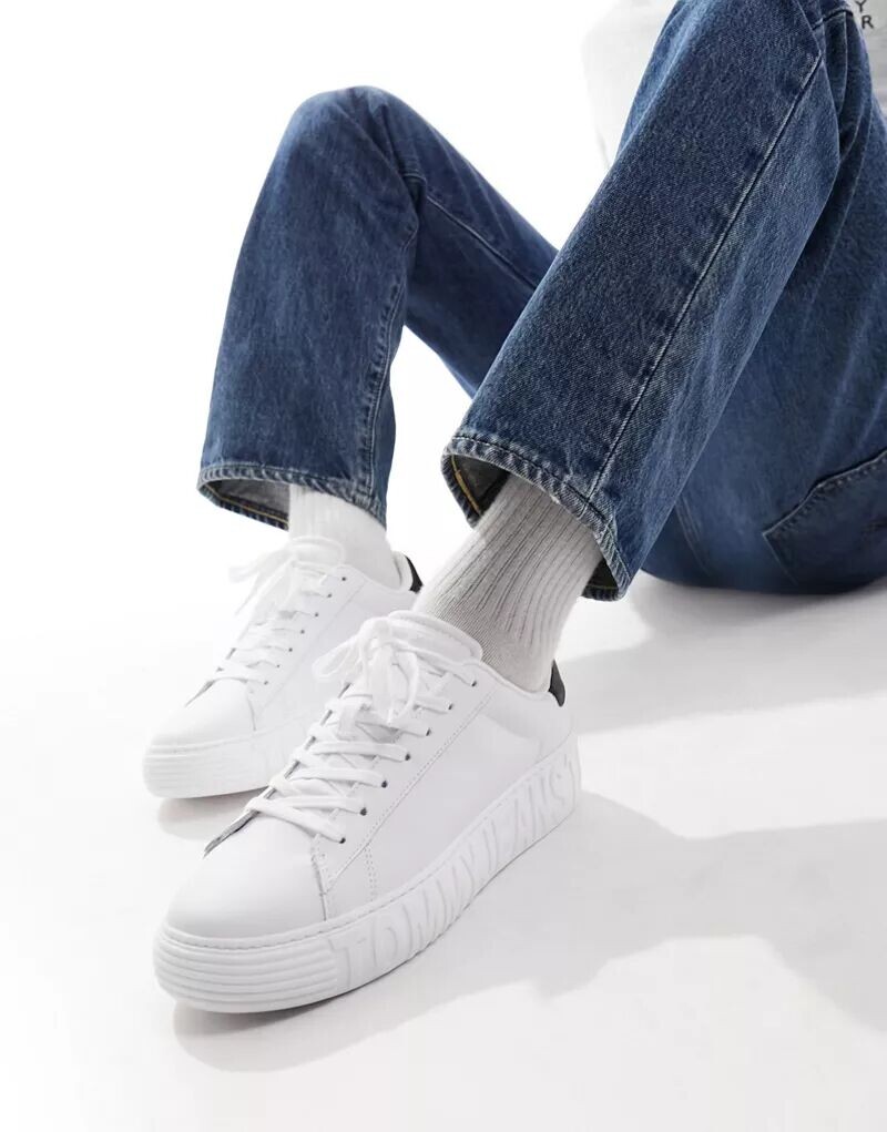 Кроссовки Tommy Jeans из белой кожи со стелькой, Серый, Кроссовки Tommy Jeans из белой кожи со стелькой
Кроссовки Tommy Jeans из белой кожи со стелькой, Серый, Кроссовки Tommy Jeans из белой кожи со стелькой