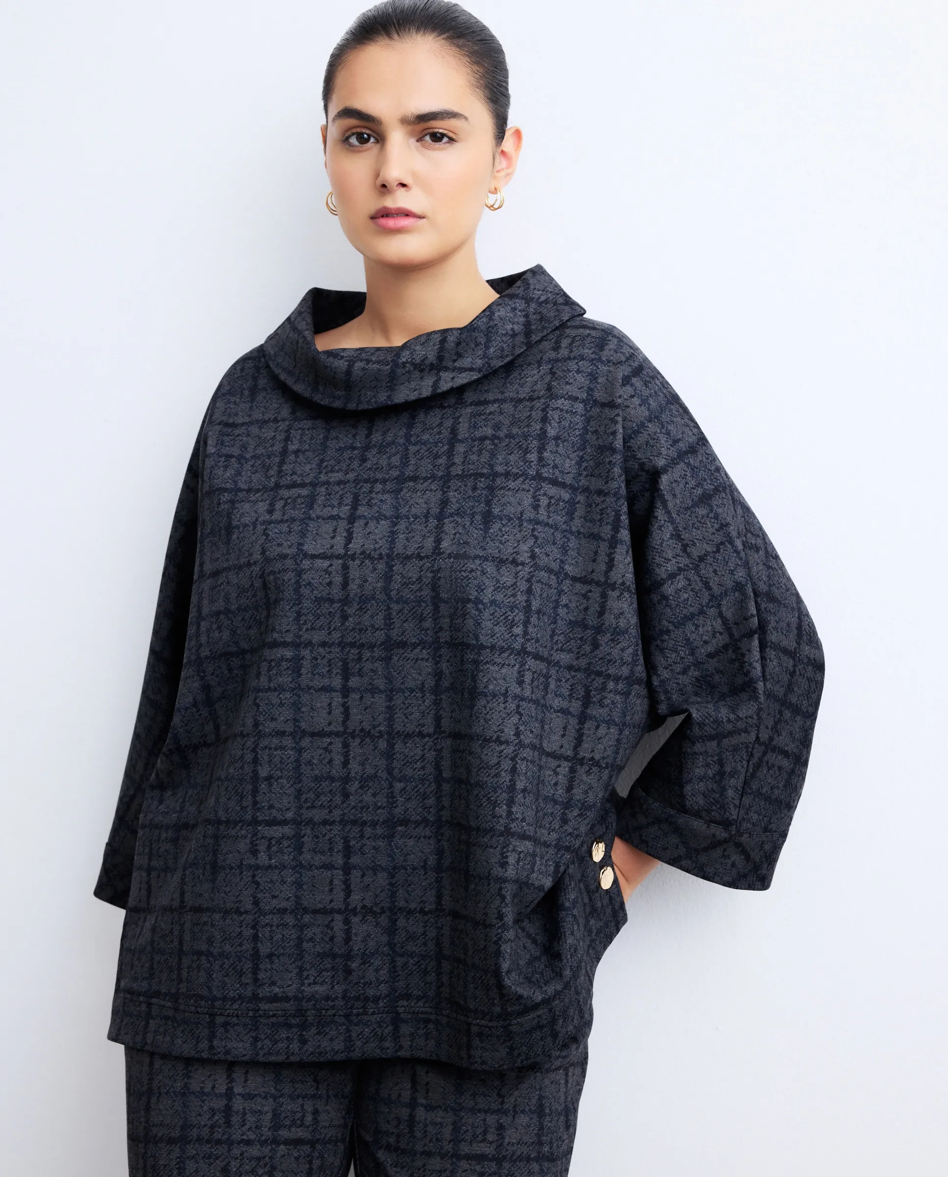 Топ с ажурной вязкой Couchel, черный
Топ с ажурной вязкой Couchel, черный