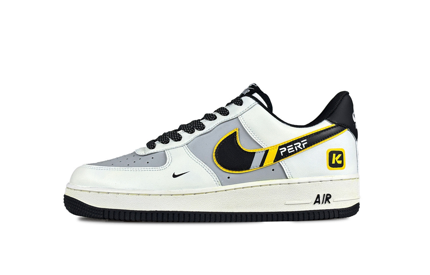 Кроссовки Nike Air Force 1 Millet Park устойчивые к истиранию низкие для скейтбординга унисекс черно-бело-серые, цвет Millet Park
Кроссовки Nike Air Force 1 Millet Park устойчивые к истиранию низкие для скейтбординга унисекс черно-бело-серые, цвет Millet Park