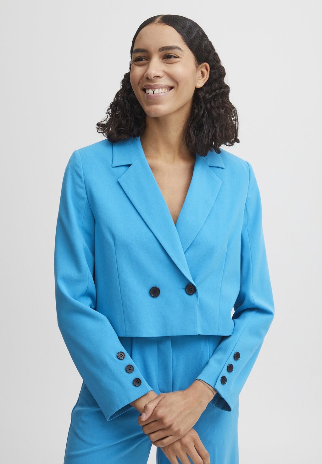 Блейзер b.young
Блейзер b.young