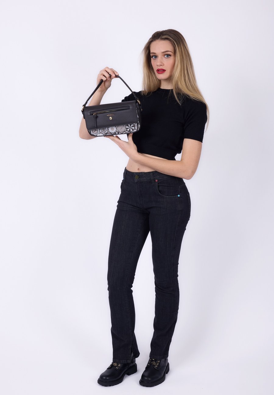 Сумка Gattinoni Handbag, Brown
Сумка Gattinoni Handbag, Brown