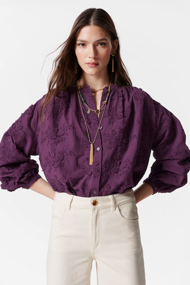 Объемная блузка с цветочной аппликацией & Other Stories, фиолетовый
Объемная блузка с цветочной аппликацией & Other Stories, фиолетовый