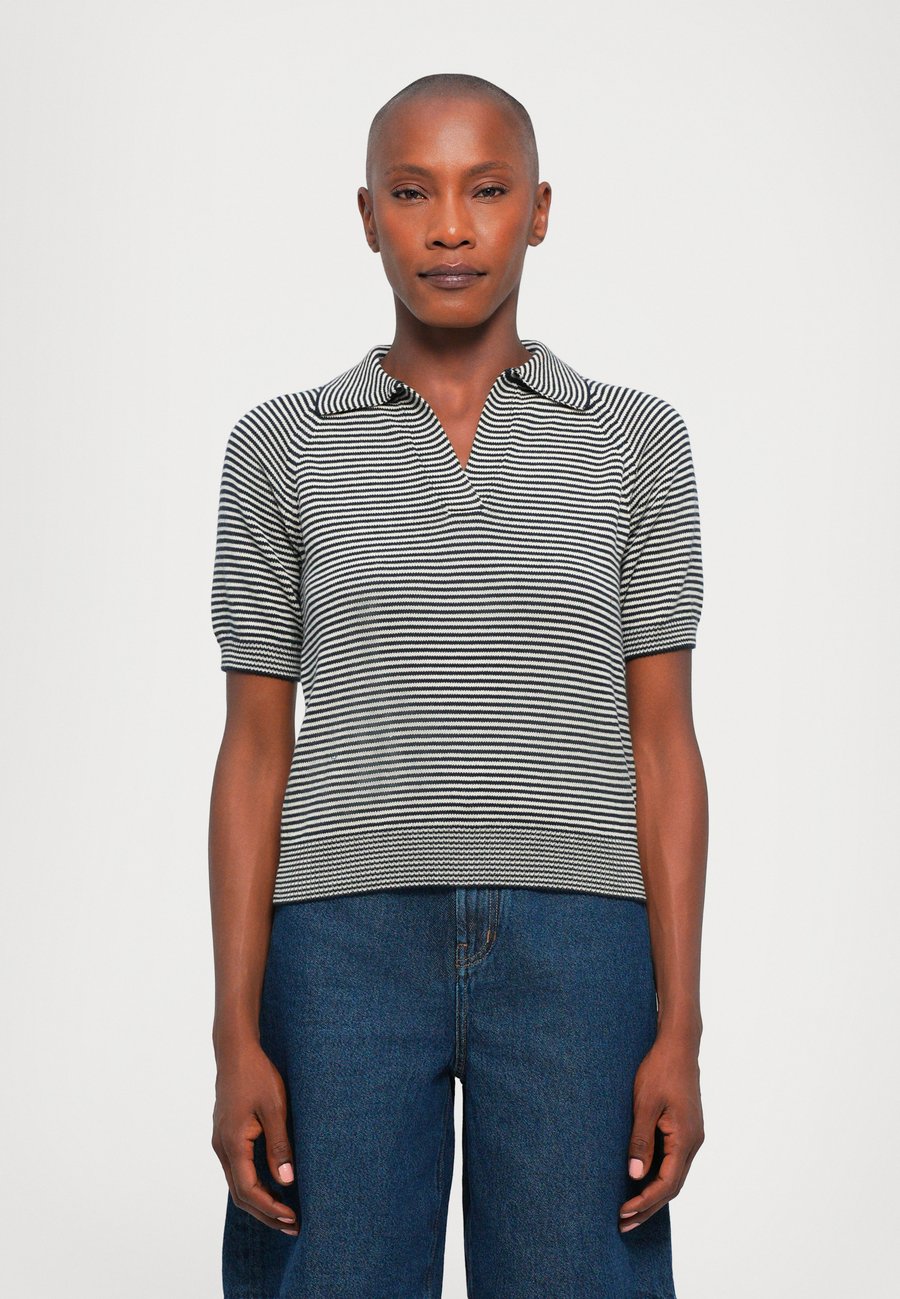 Поло Weekend Max Mara JUNIOR, Blu/Blue
Поло Weekend Max Mara JUNIOR, Blu/Blue