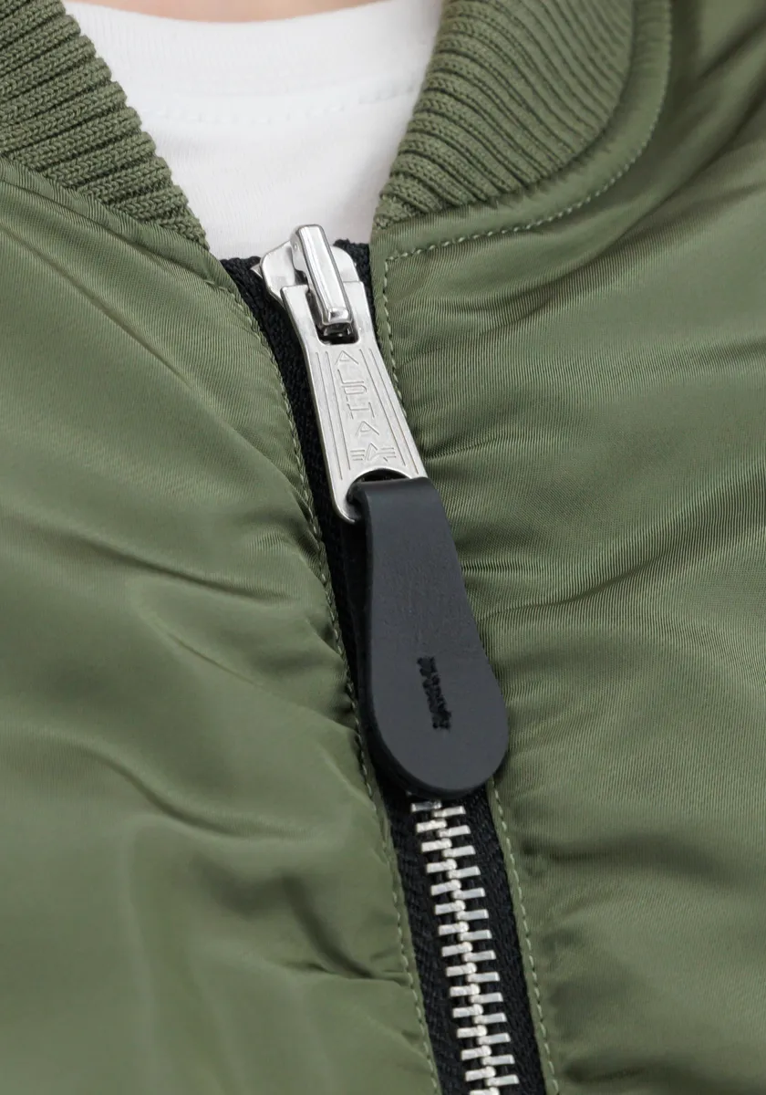 Куртка-бомбер Alpha Industries " Alpha Industries Women - Куртки-бомберы CWU MA-1 Bomber Wmn", зеленый
Куртка-бомбер Alpha Industries " Alpha Industries Women - Куртки-бомберы CWU MA-1 Bomber Wmn", зеленый