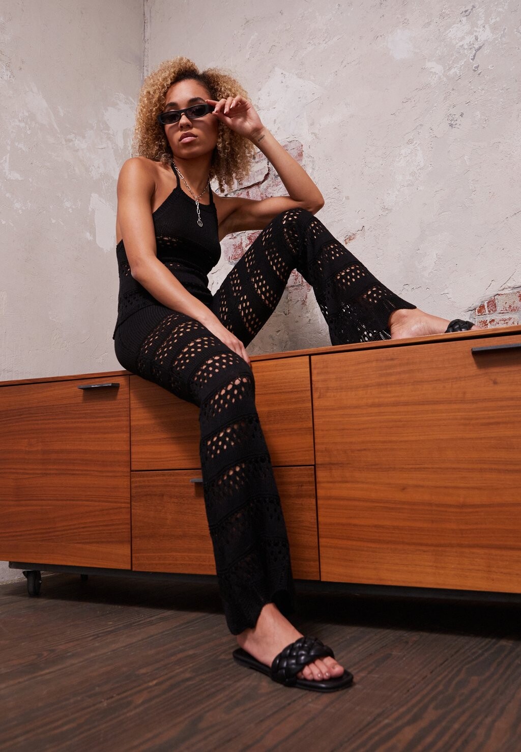 Брюки Urban Classics, черный
Брюки Urban Classics, черный