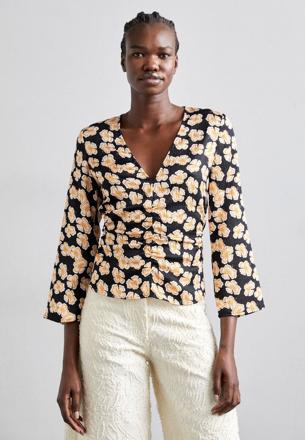 Блуза MILIS Baum und Pferdgarten, оранжевый
Блуза MILIS Baum und Pferdgarten, оранжевый