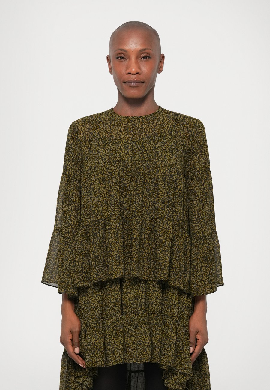 Блуза MICHAEL Michael Kors TIERED, Pistachio/Olive
Блуза MICHAEL Michael Kors TIERED, Pistachio/Olive