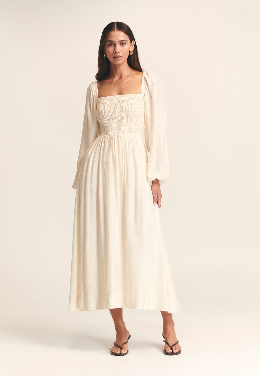 Платье ST MRLO TRUE MIDI , Cream/Off-White
Платье ST MRLO TRUE MIDI , Cream/Off-White