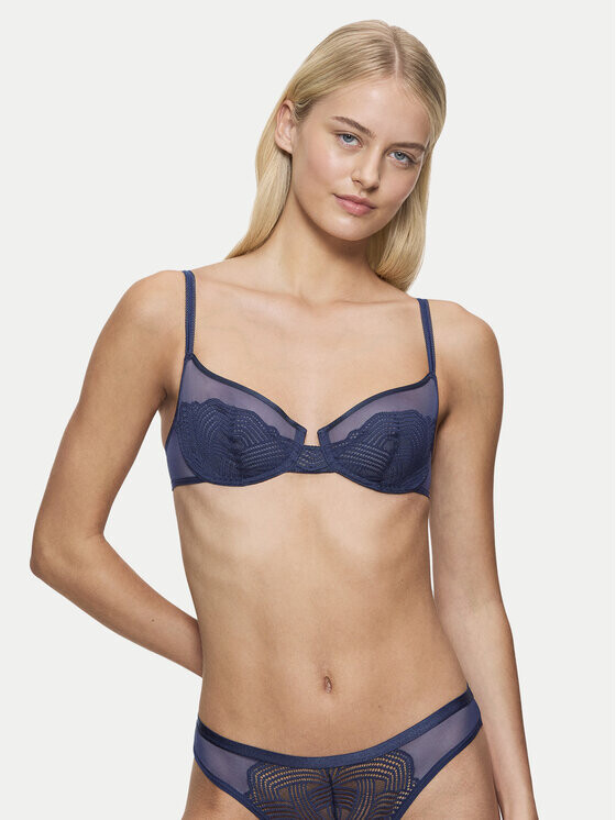 Бюстгальтер на косточках Triumph, синий
Бюстгальтер на косточках Triumph, синий