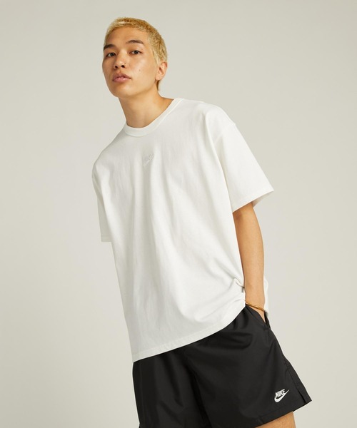Мужская футболка Nike Sportswear Premium Essentials, белая
Мужская футболка Nike Sportswear Premium Essentials, белая