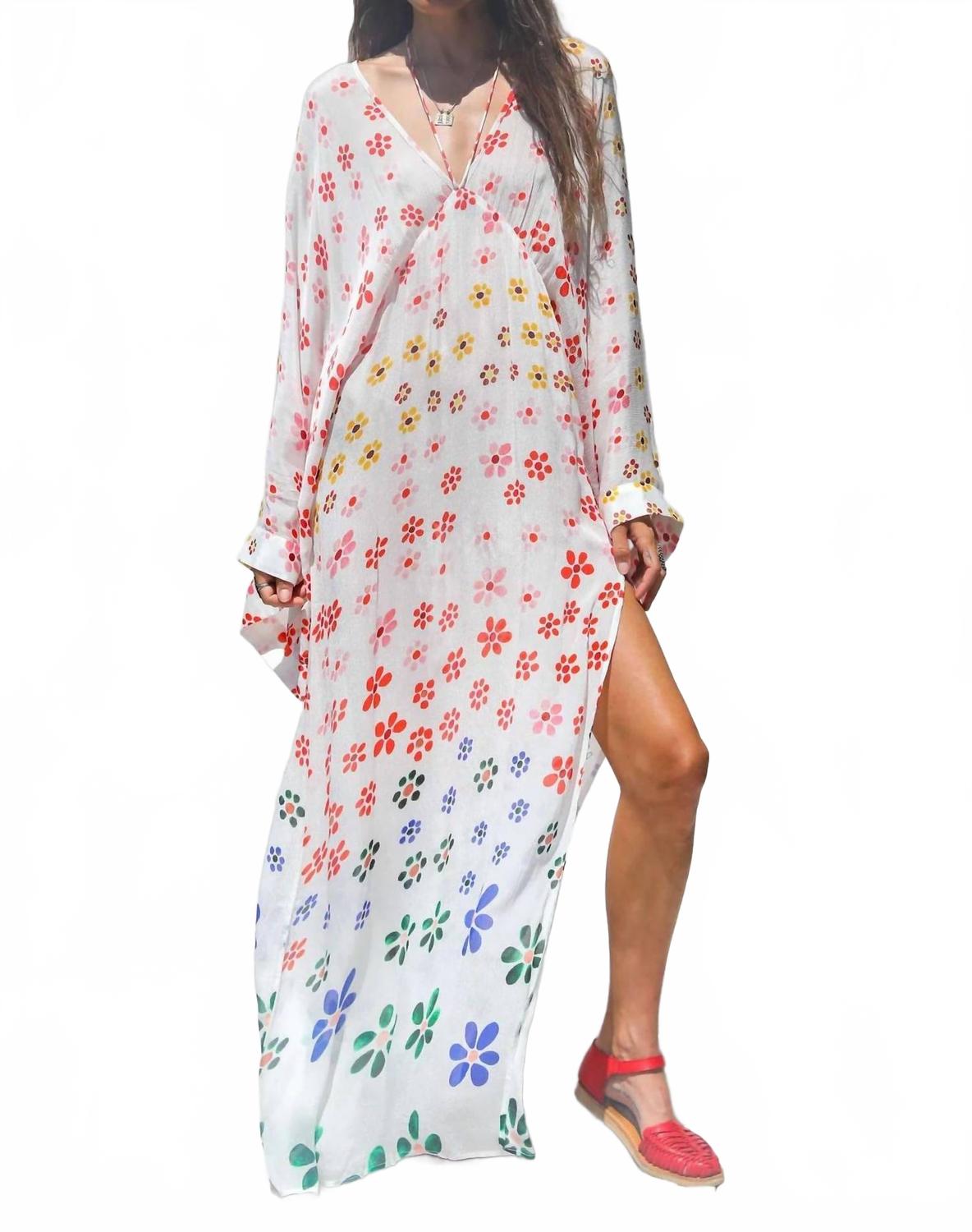 Кафтан "Радужное настроение" Vibin' JEN'S PIRATE BOOTY, Rainbow
Кафтан "Радужное настроение" Vibin' JEN'S PIRATE BOOTY, Rainbow