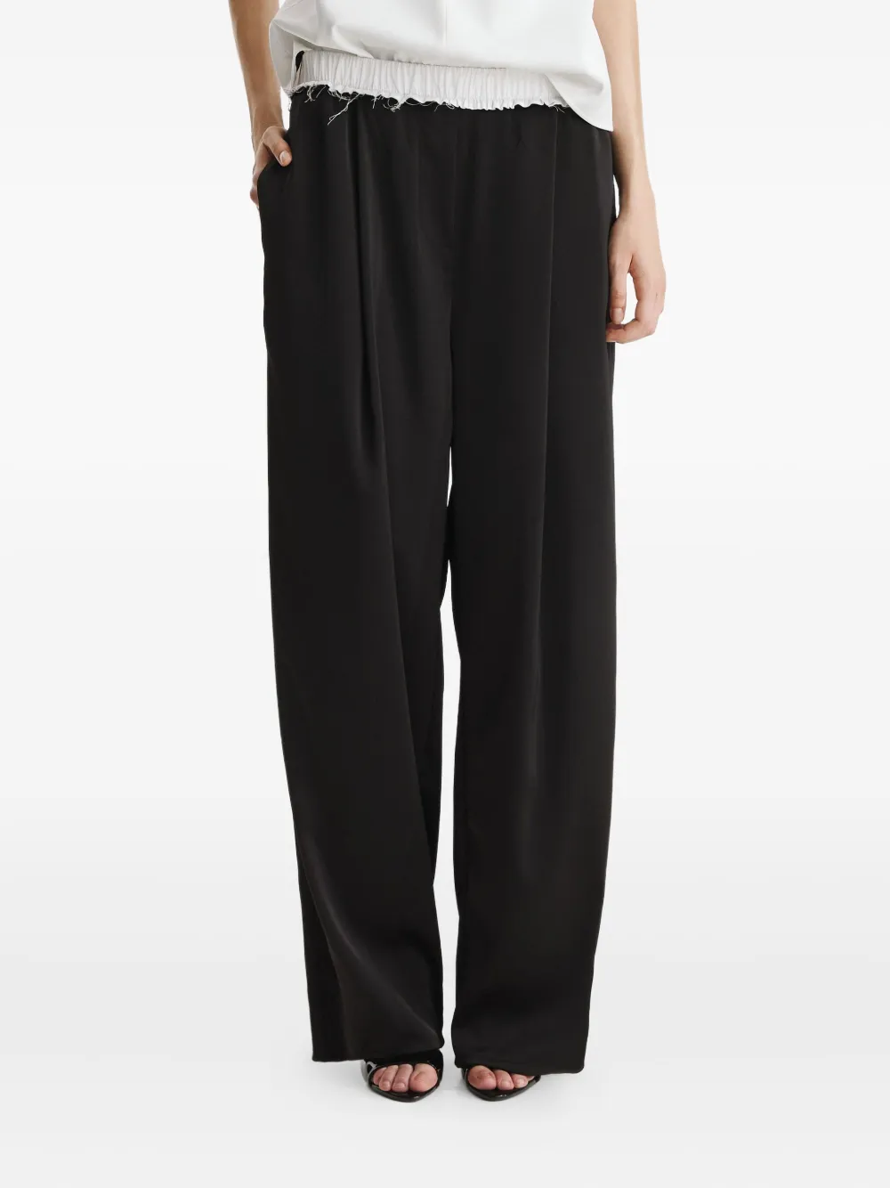 Брюки с карманами 2310 Studio, черный
Брюки с карманами 2310 Studio, черный