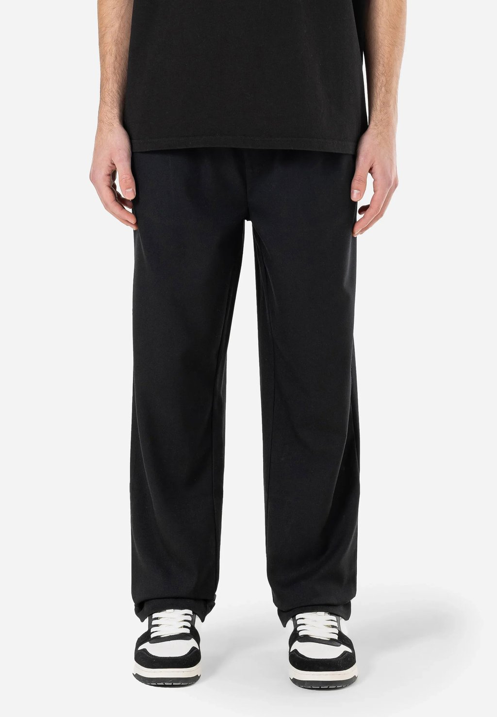 Брюки KARAN REGULAR SMART PANTS UNISEX Pegador, черный
Брюки KARAN REGULAR SMART PANTS UNISEX Pegador, черный