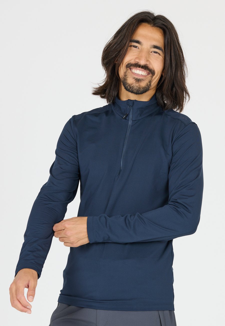 Толстовка CMP Sweatshirt, N Black Blue/Dark Blue
Толстовка CMP Sweatshirt, N Black Blue/Dark Blue