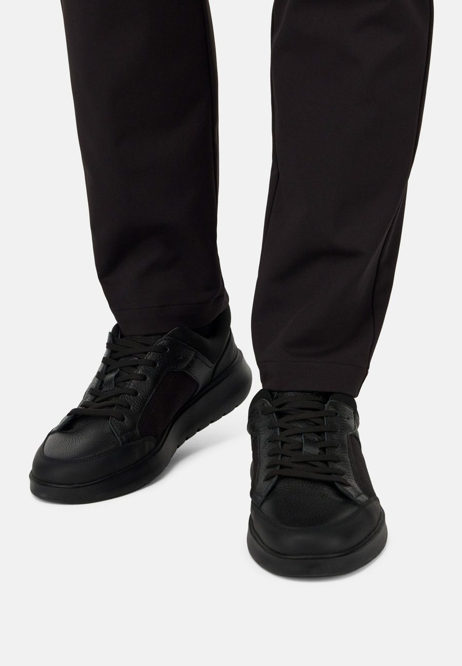 Кроссовки Boggi Milano Trainers, Black
Кроссовки Boggi Milano Trainers, Black