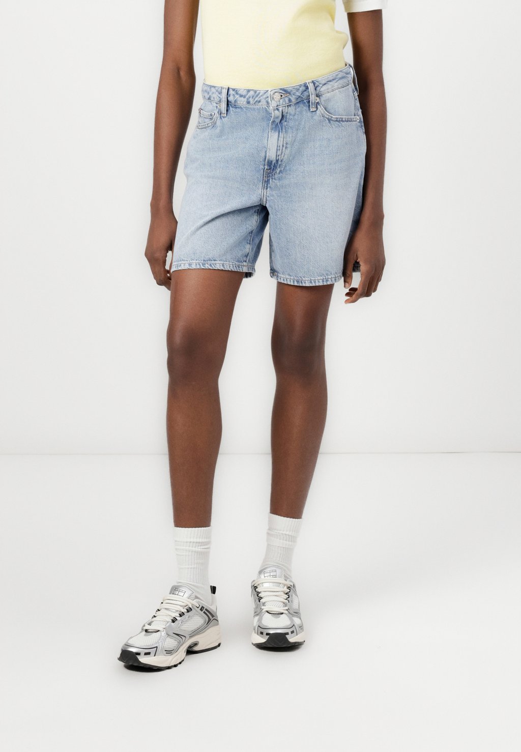 Джинсовые шорты STRAIGHT Tommy Hilfiger, цвет Light Blue Denim 
Джинсовые шорты STRAIGHT Tommy Hilfiger, цвет Light Blue Denim