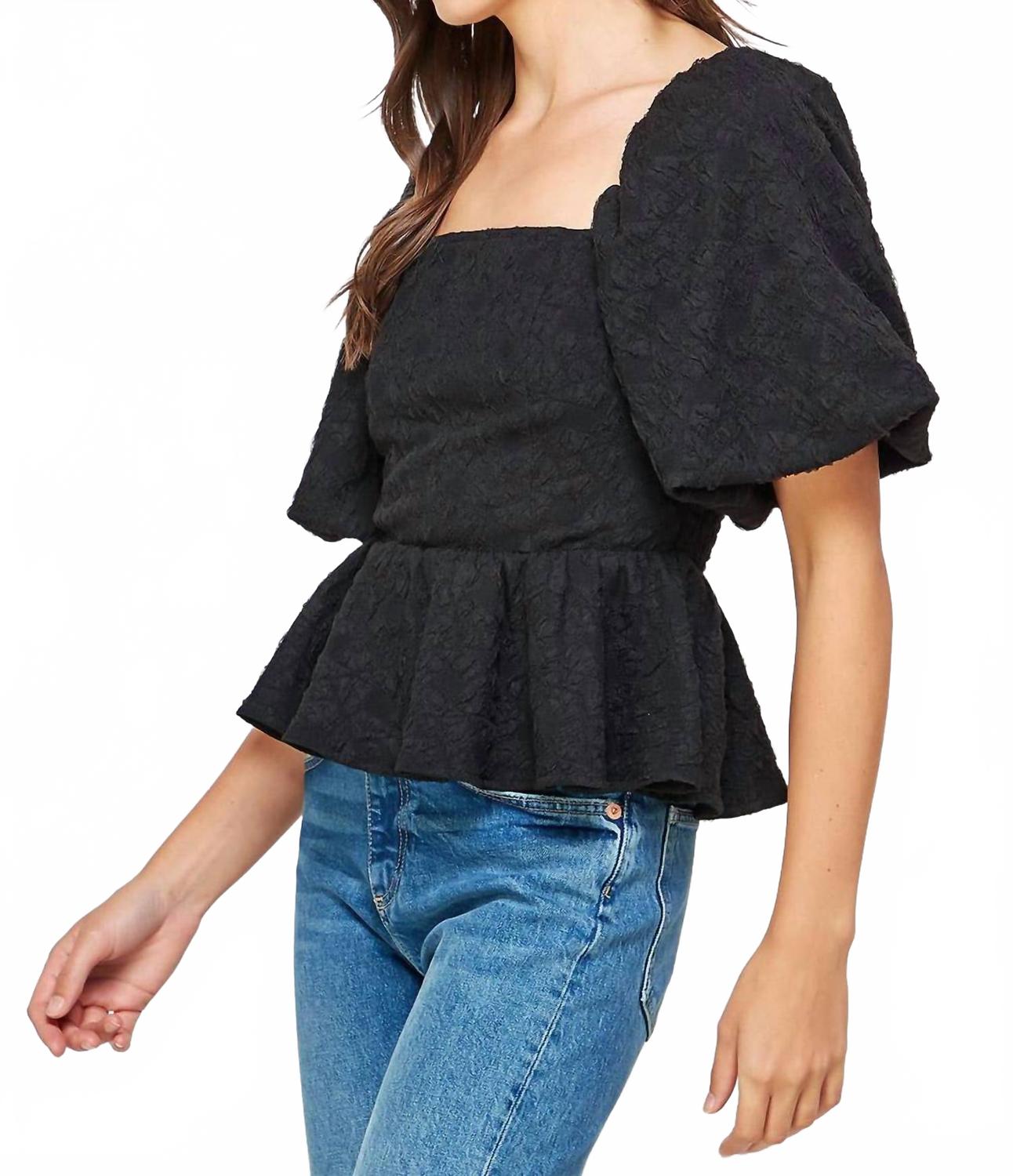 Жаккардовый топ с рукавами-фонариками, черный Strut & Bolt
Жаккардовый топ с рукавами-фонариками, черный Strut & Bolt