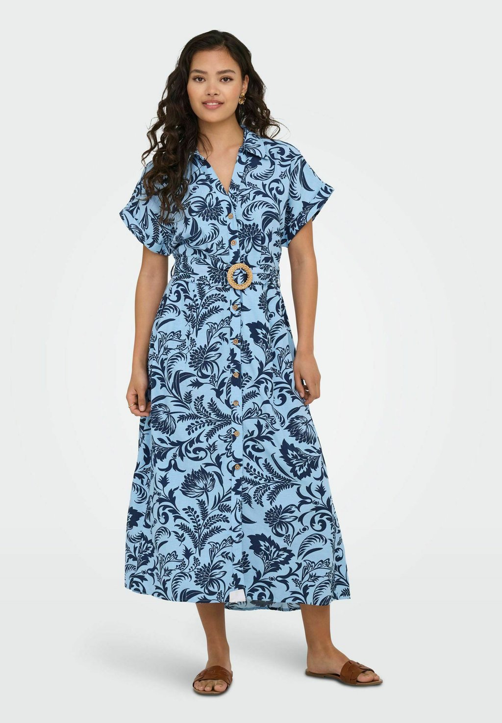 Платье-рубашка JAKIRI LANGES ONLY, светло-голубой
Платье-рубашка JAKIRI LANGES ONLY, светло-голубой