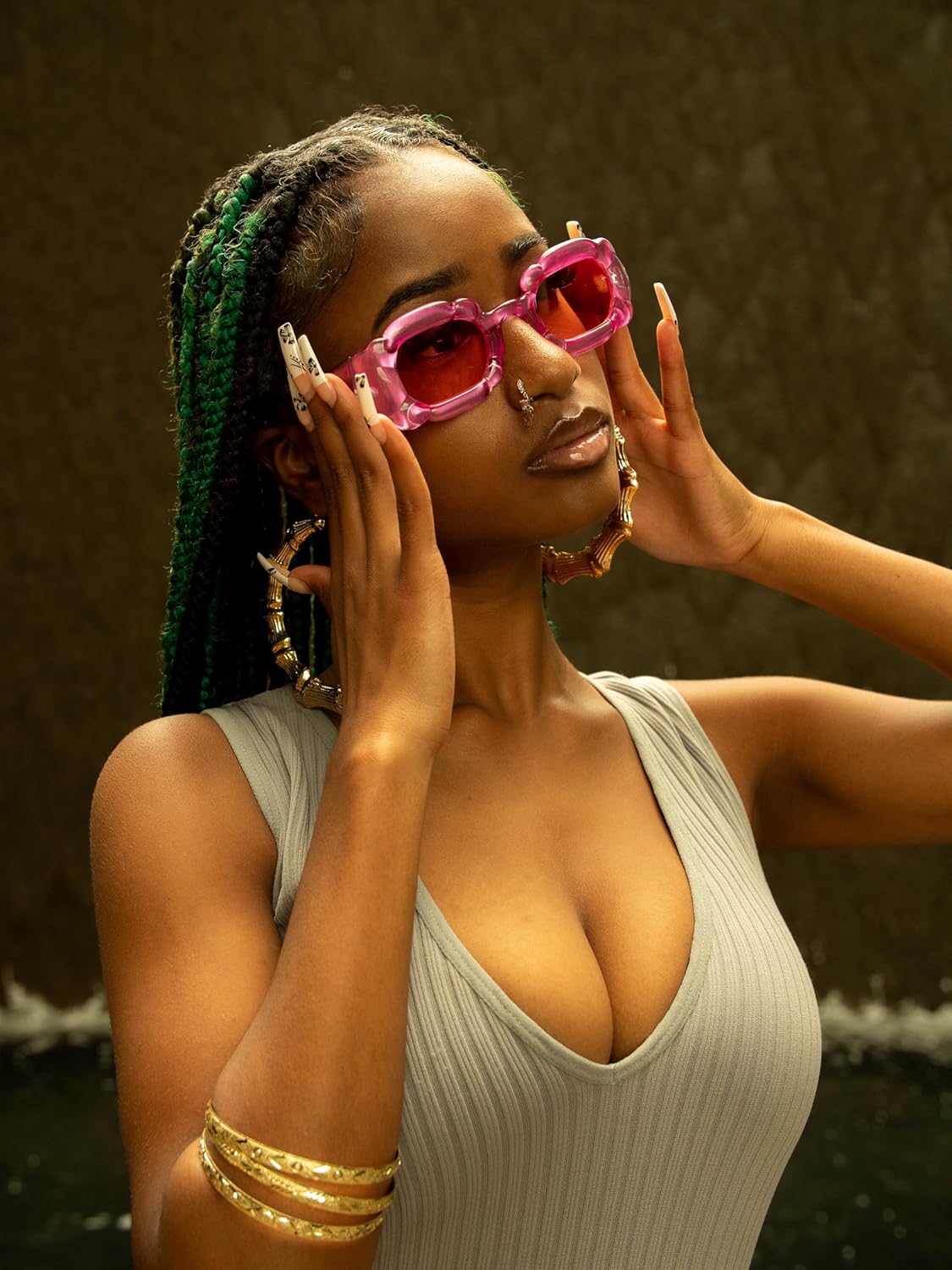 Розовые солнцезащитные очки в оправе-пузыре для женщин – ретро-квадратные модные очки в стиле Y2K с массивной оправой в виде цветка и тонированными линзами, эффектные стильные очки + мягкий чехол для хранения MIYORI, Pink
Розовые солнцезащитные очки в оправе-пузыре для женщин – ретро-квадратные модные очки в стиле Y2K с массивной оправой в виде цветка и тонированными линзами, эффектные стильные очки + мягкий чехол для хранения MIYORI, Pink