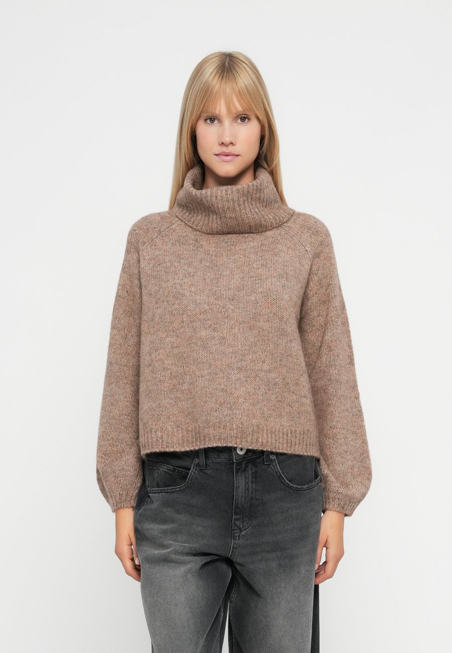 Джемпер ONLY ONLGILA LIFE ROLLNECK, Toasted Coconut /Beige
Джемпер ONLY ONLGILA LIFE ROLLNECK, Toasted Coconut /Beige