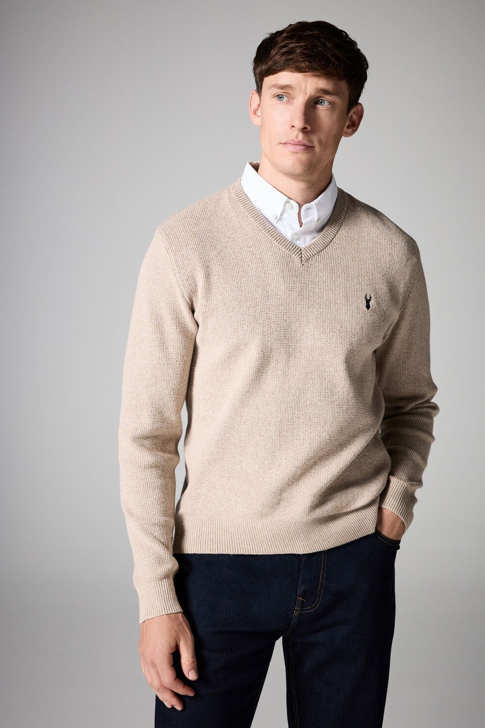 Обычная имитация джемпера рубашки Next, нейтральный
Обычная имитация джемпера рубашки Next, нейтральный