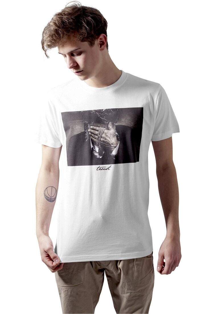 Футболка с принтом TRUST Mister Tee, белый
Футболка с принтом TRUST Mister Tee, белый