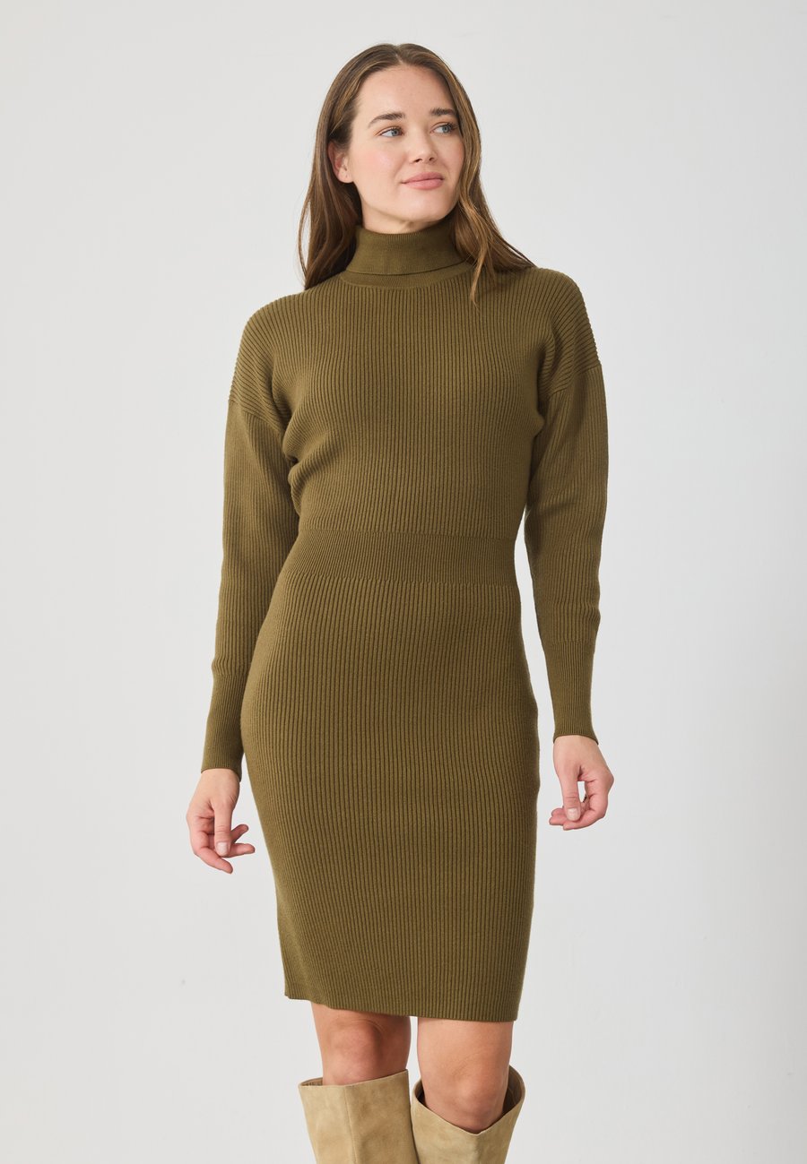 Платье Anna Field Jumper dress, Dark Olive/Dark Green
Платье Anna Field Jumper dress, Dark Olive/Dark Green